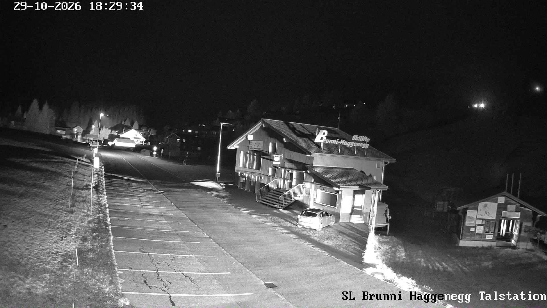 Archived image Webcam base station Brunni-Haggenegg mountain railways