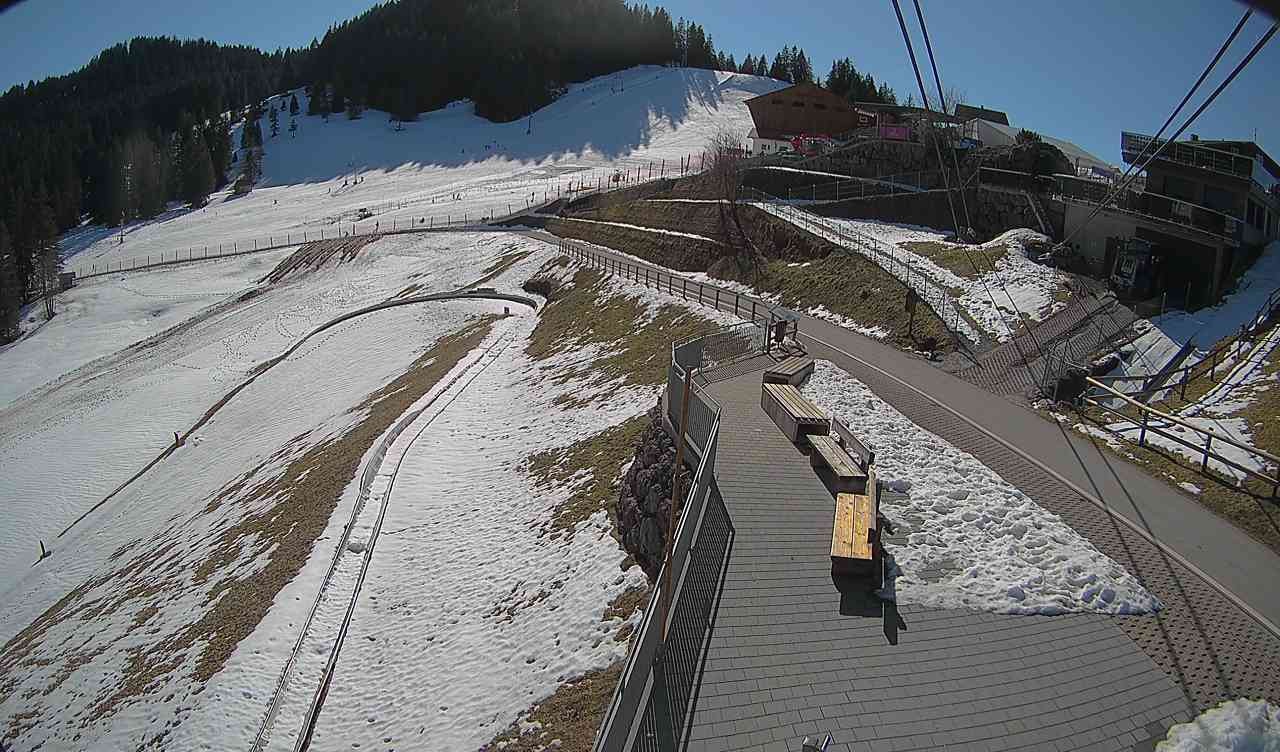 Archived image Webcam mountain restaurant Engelstock, Sattel