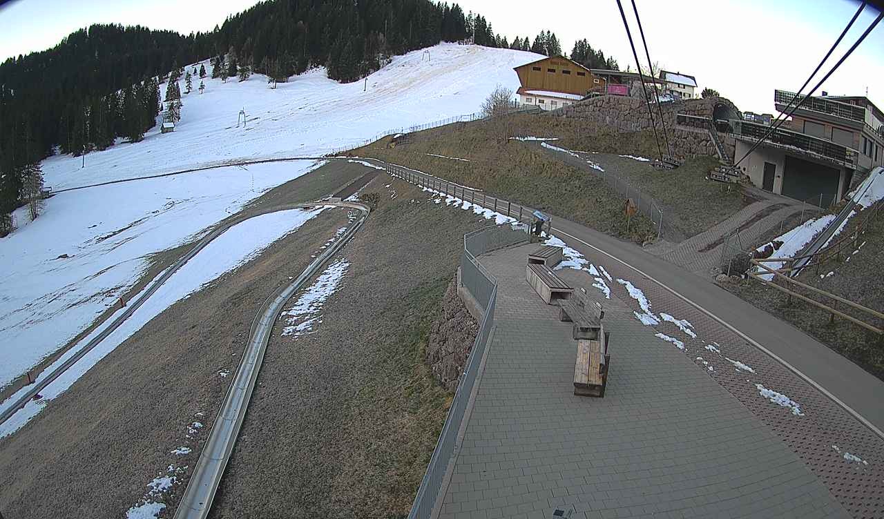 Archiv Foto Webcam Bergrestaurant Engelstock, Sattel