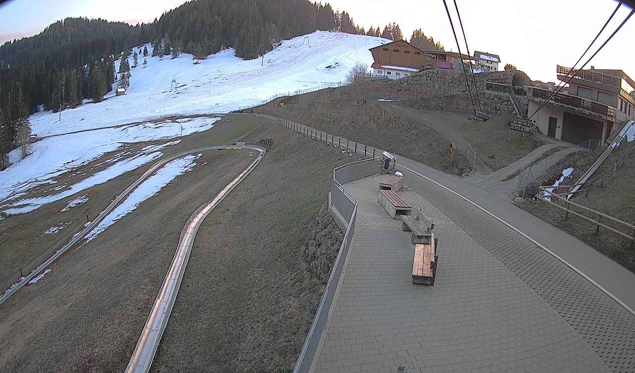 Archiv Foto Webcam Bergrestaurant Engelstock, Sattel