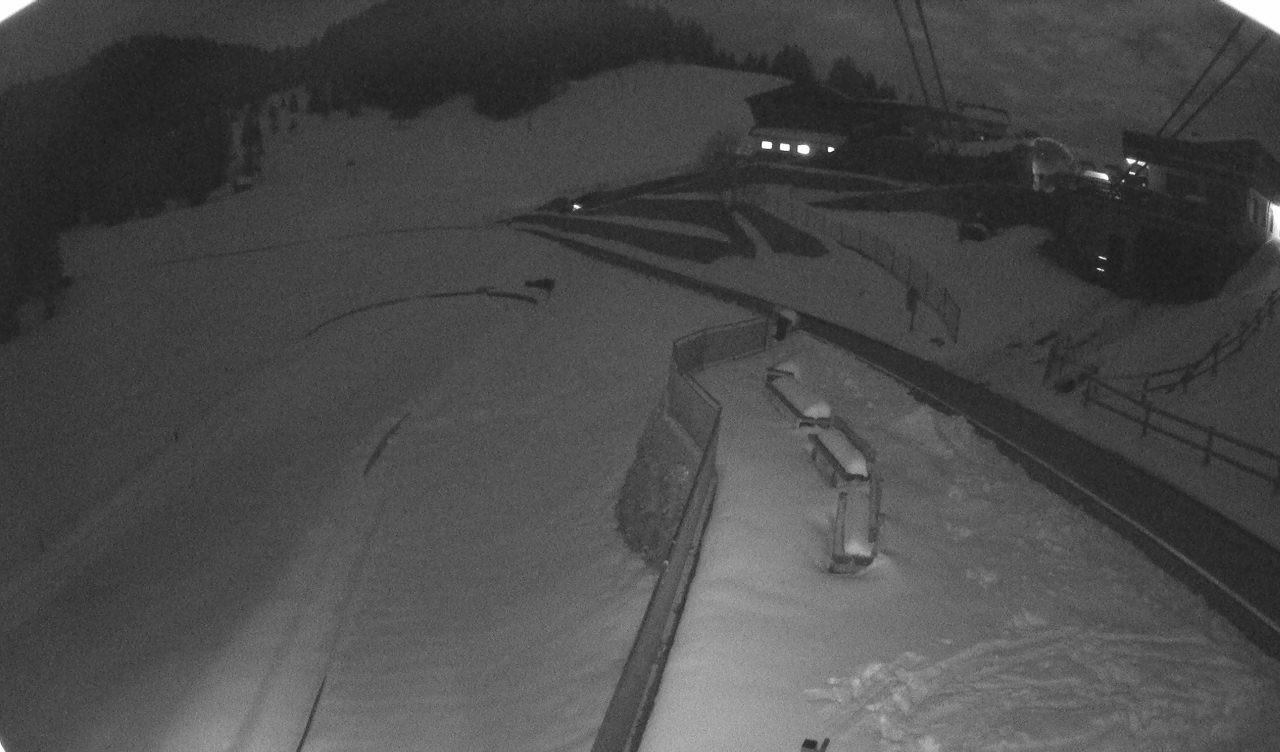 Archived image Webcam mountain restaurant Engelstock, Sattel