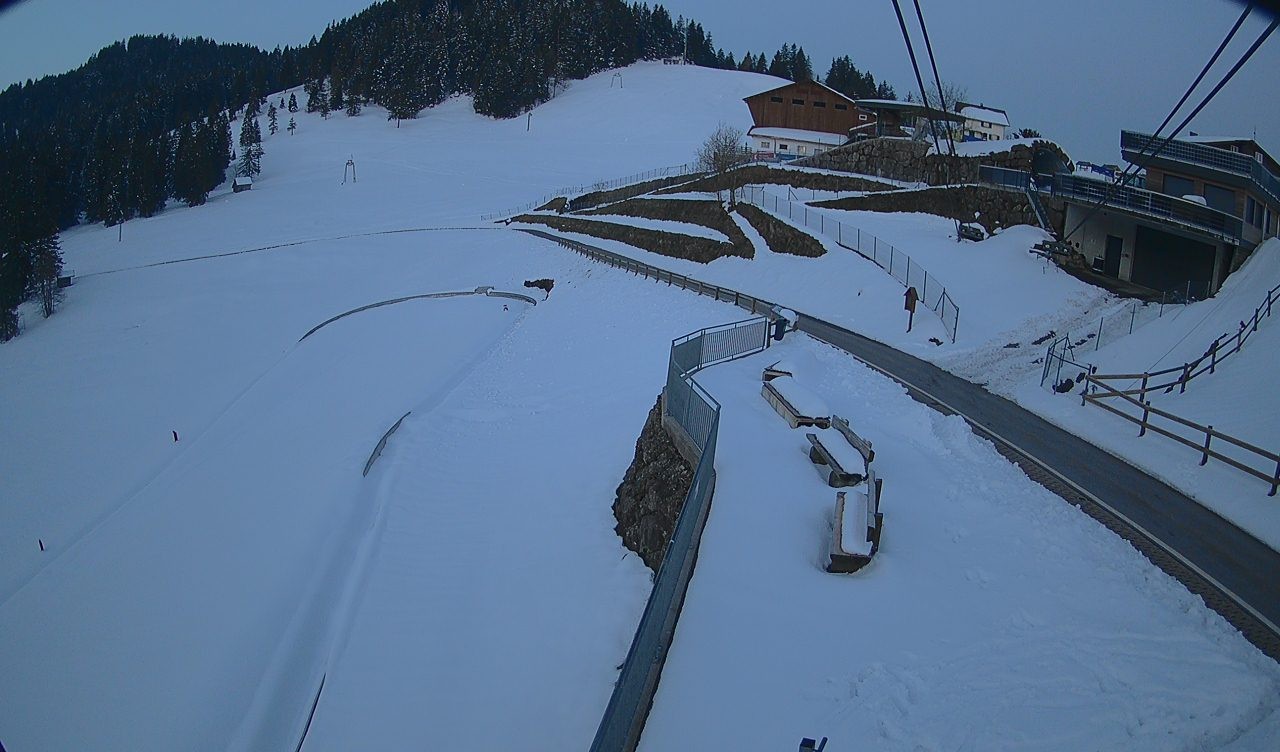 Archived image Webcam mountain restaurant Engelstock, Sattel