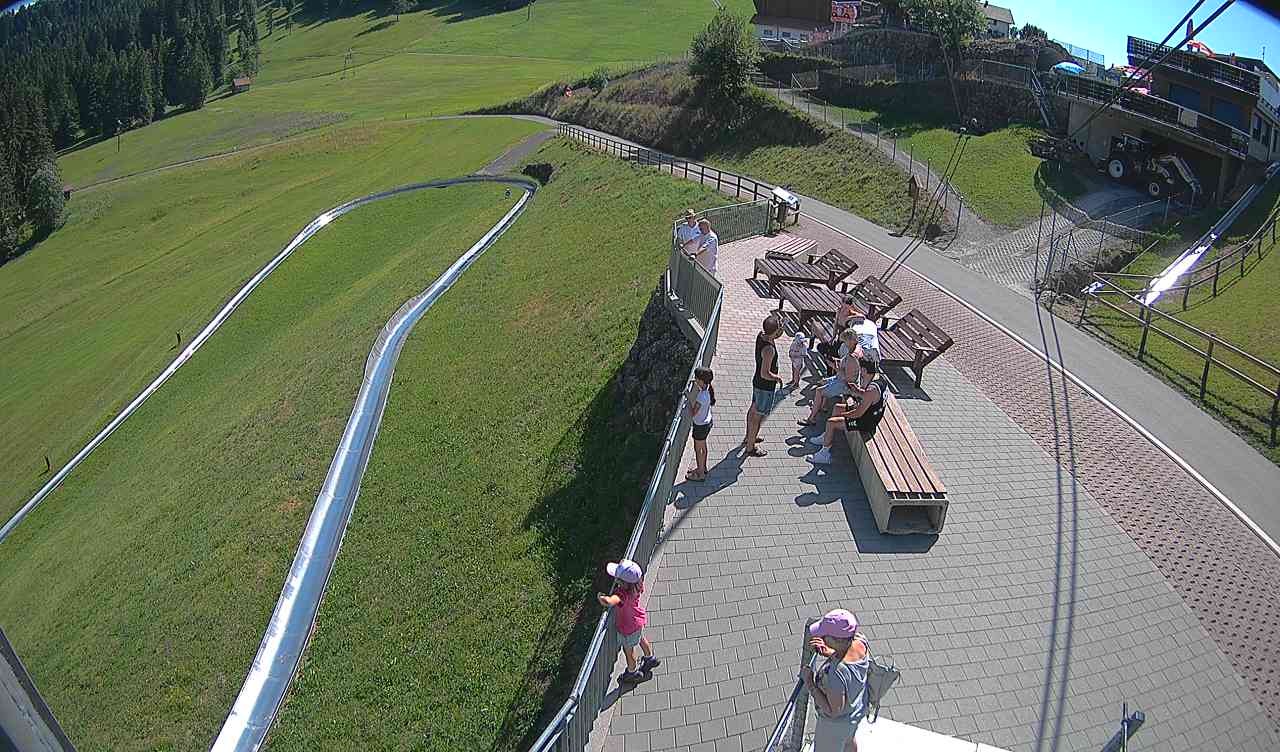 Archived image Webcam mountain restaurant Engelstock, Sattel