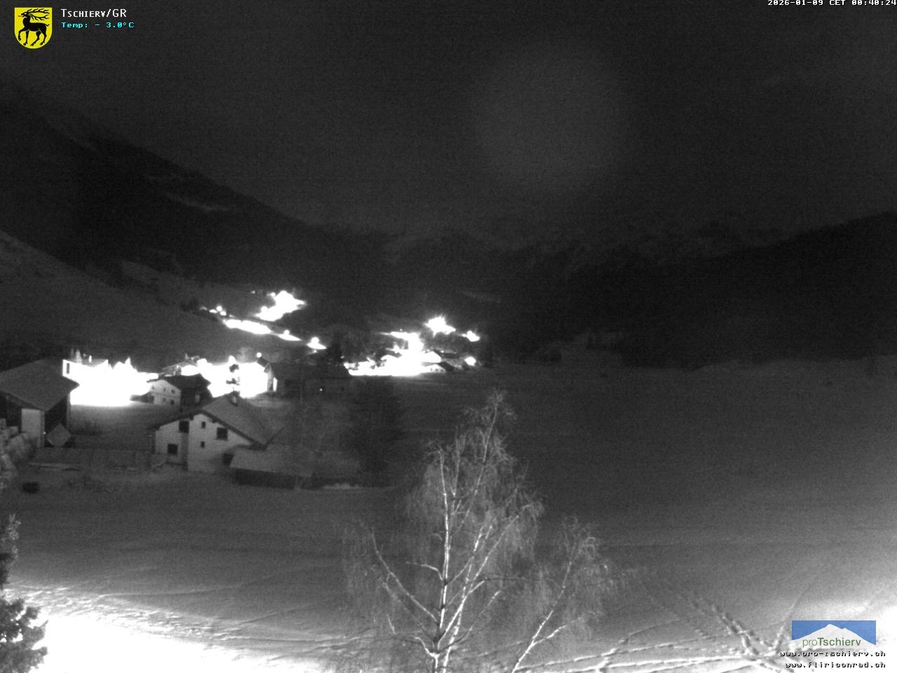 Archiv Foto Webcam Dorf Tschierv