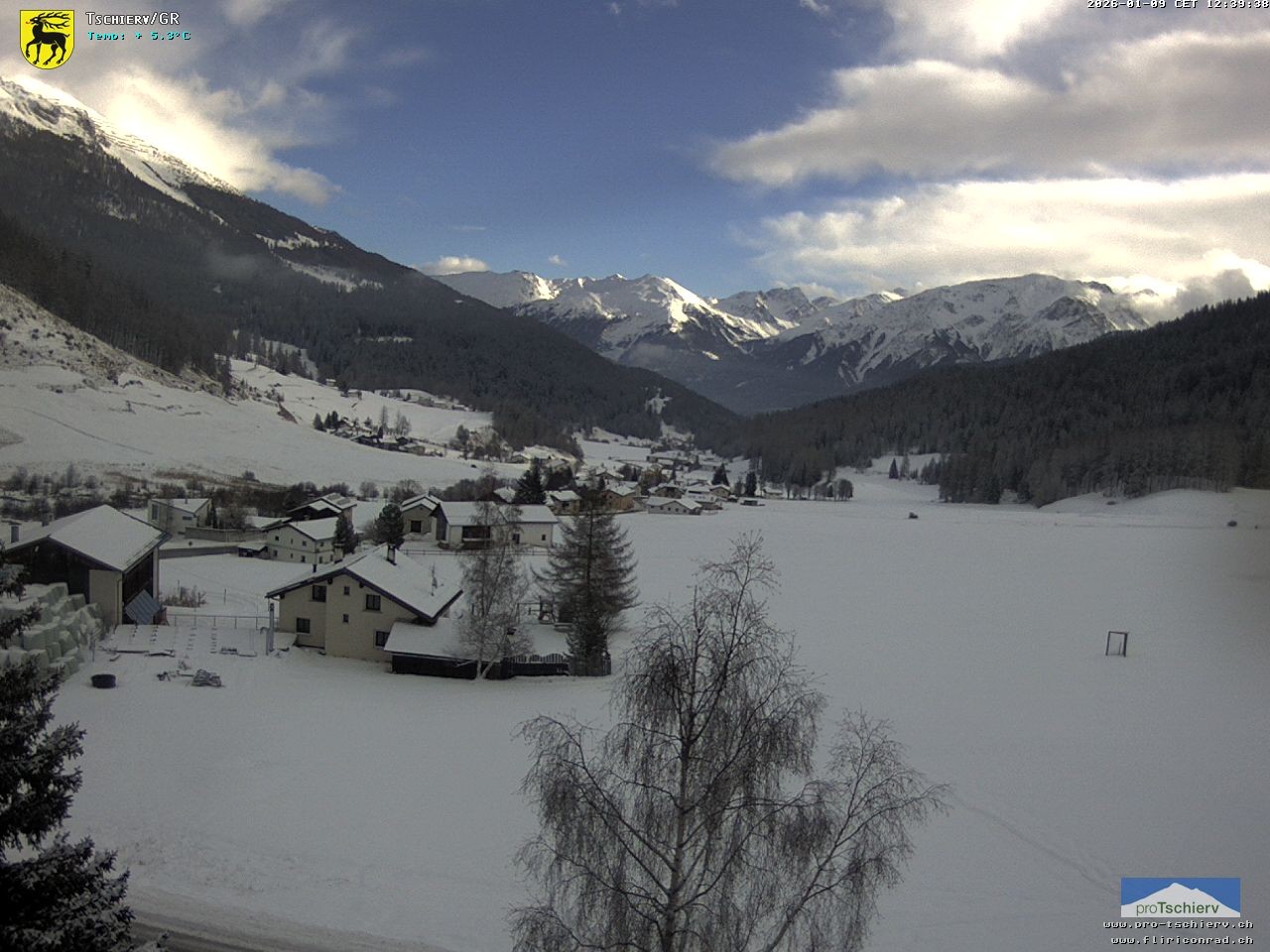 Archiv Foto Webcam Dorf Tschierv