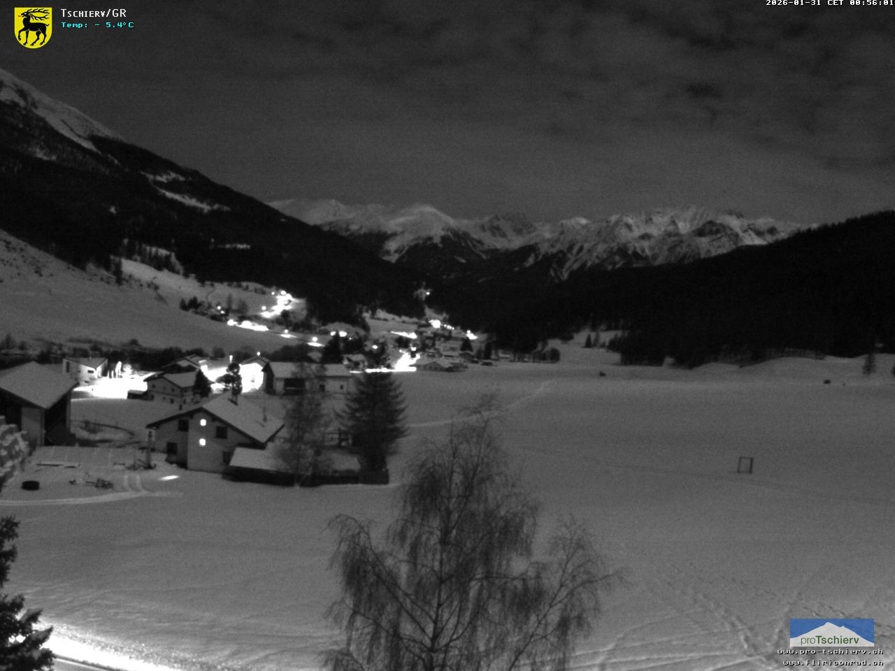 Archiv Foto Webcam Dorf Tschierv