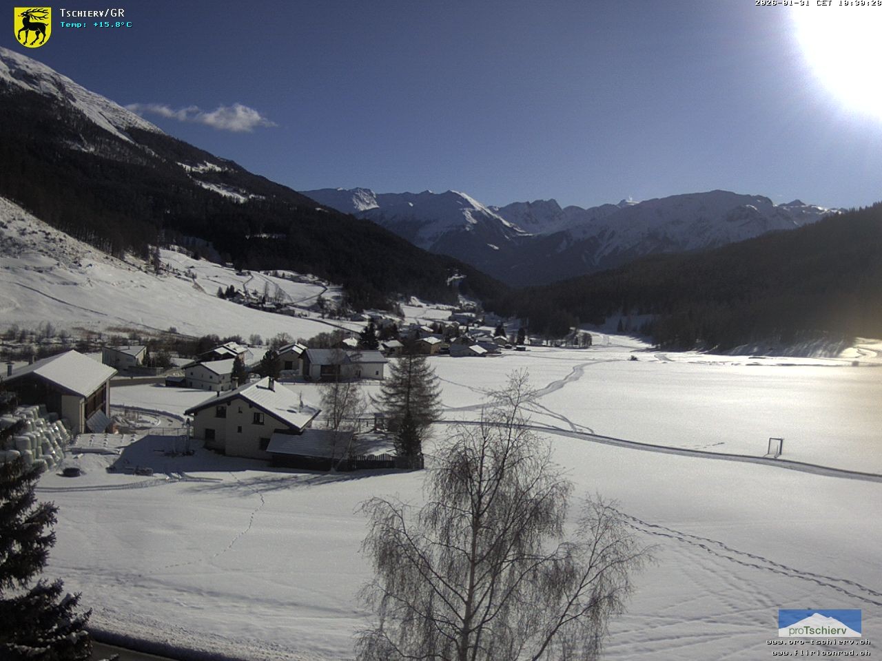 Archiv Foto Webcam Dorf Tschierv