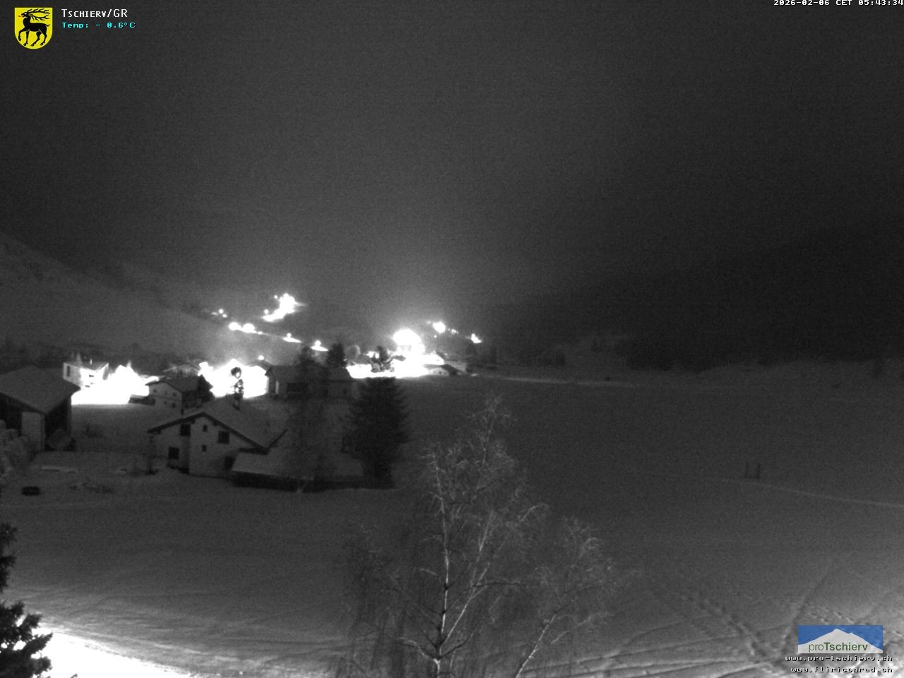 Archiv Foto Webcam Dorf Tschierv