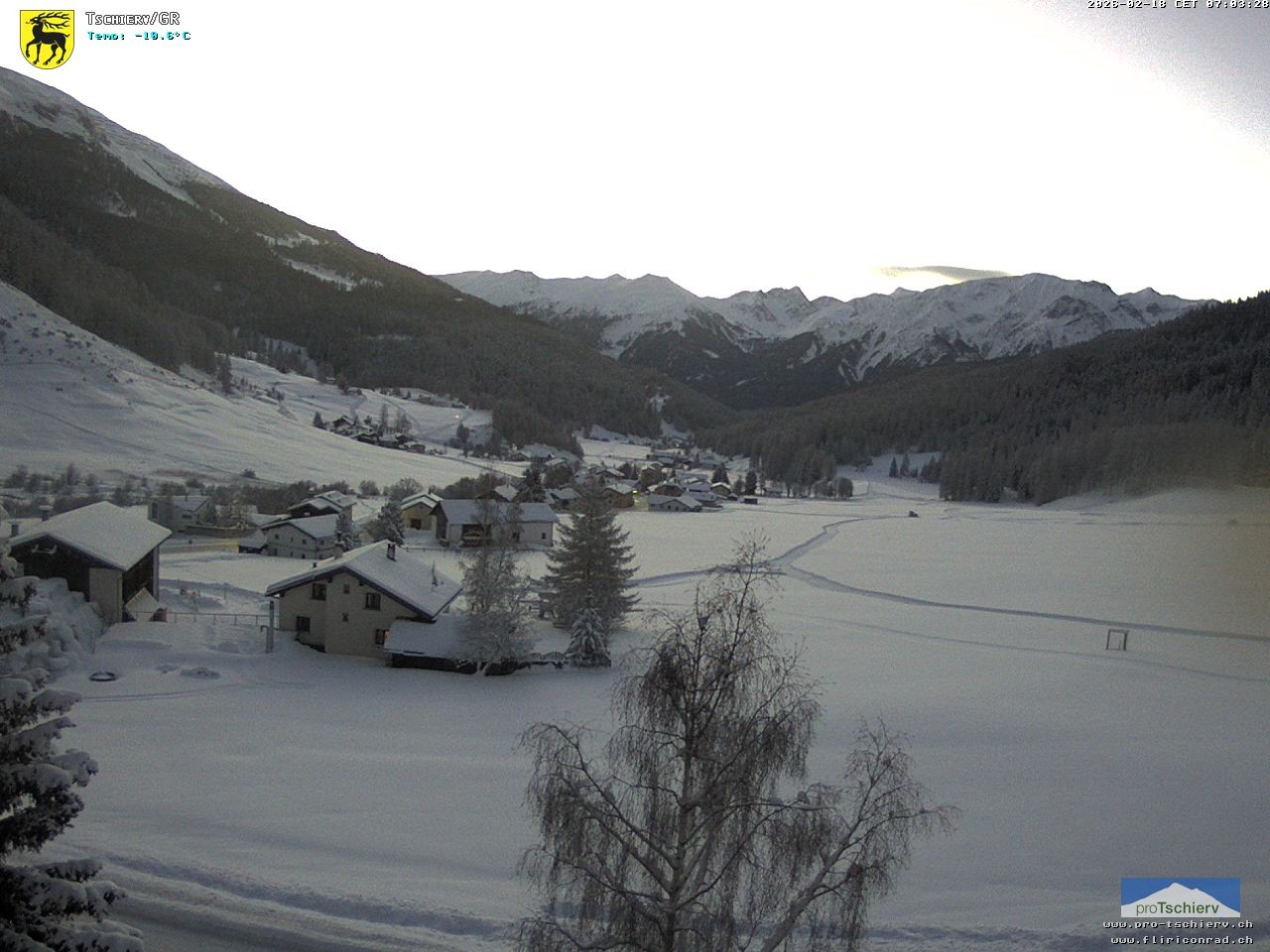 Archiv Foto Webcam Dorf Tschierv