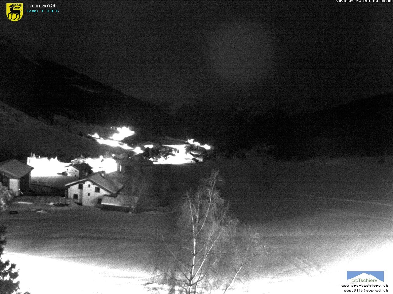 Archiv Foto Webcam Dorf Tschierv