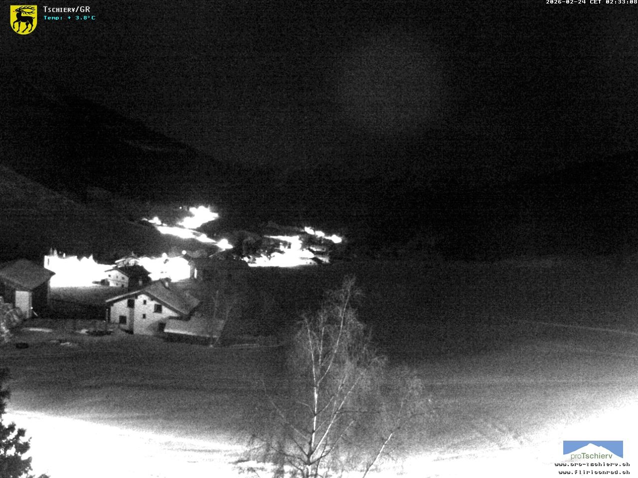Archiv Foto Webcam Dorf Tschierv