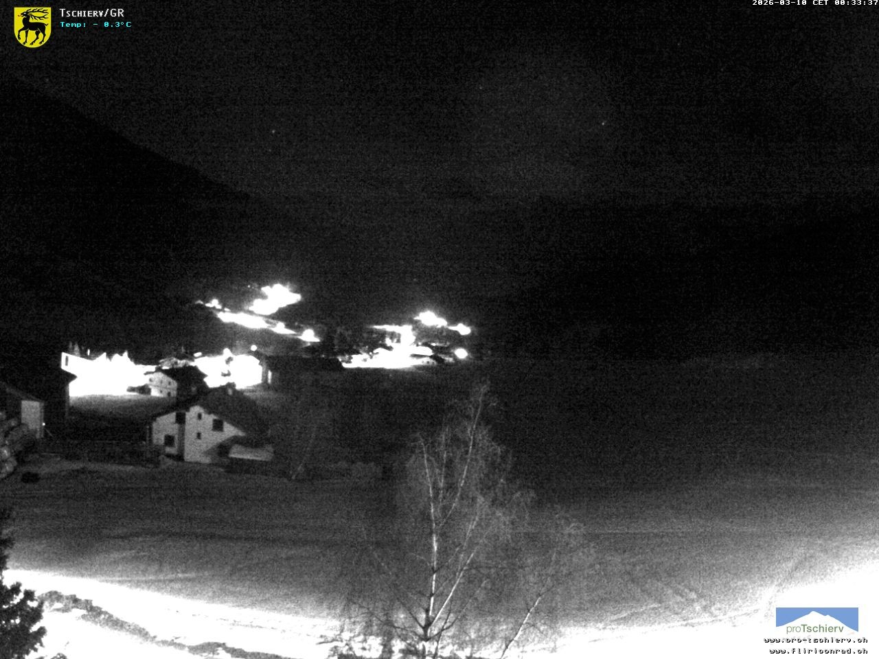 Archiv Foto Webcam Dorf Tschierv