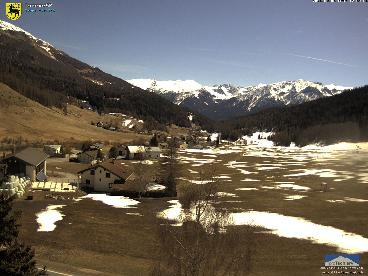 Archiv Foto Webcam Dorf Tschierv