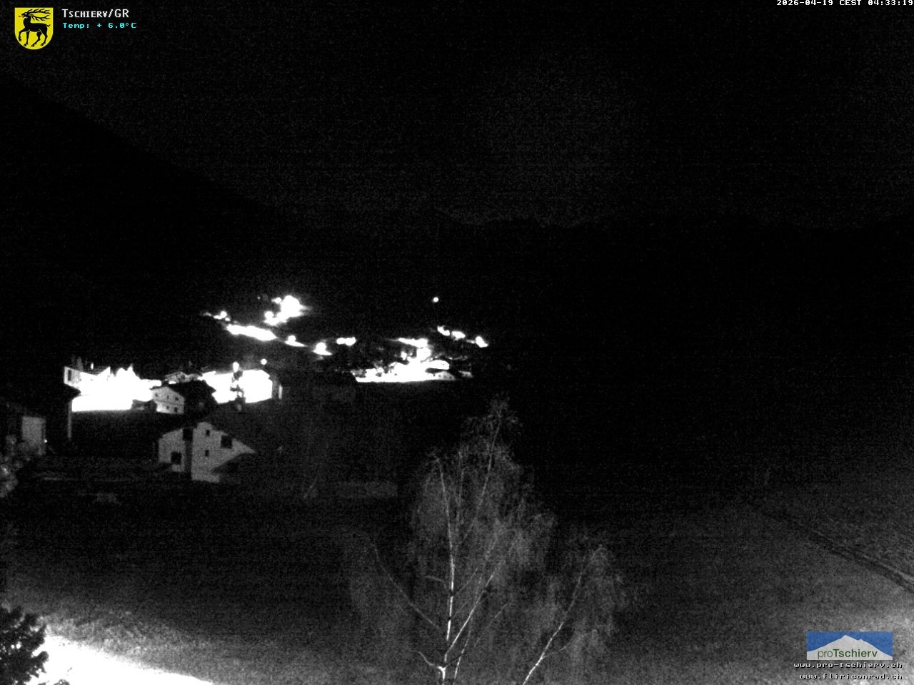 Archiv Foto Webcam Dorf Tschierv