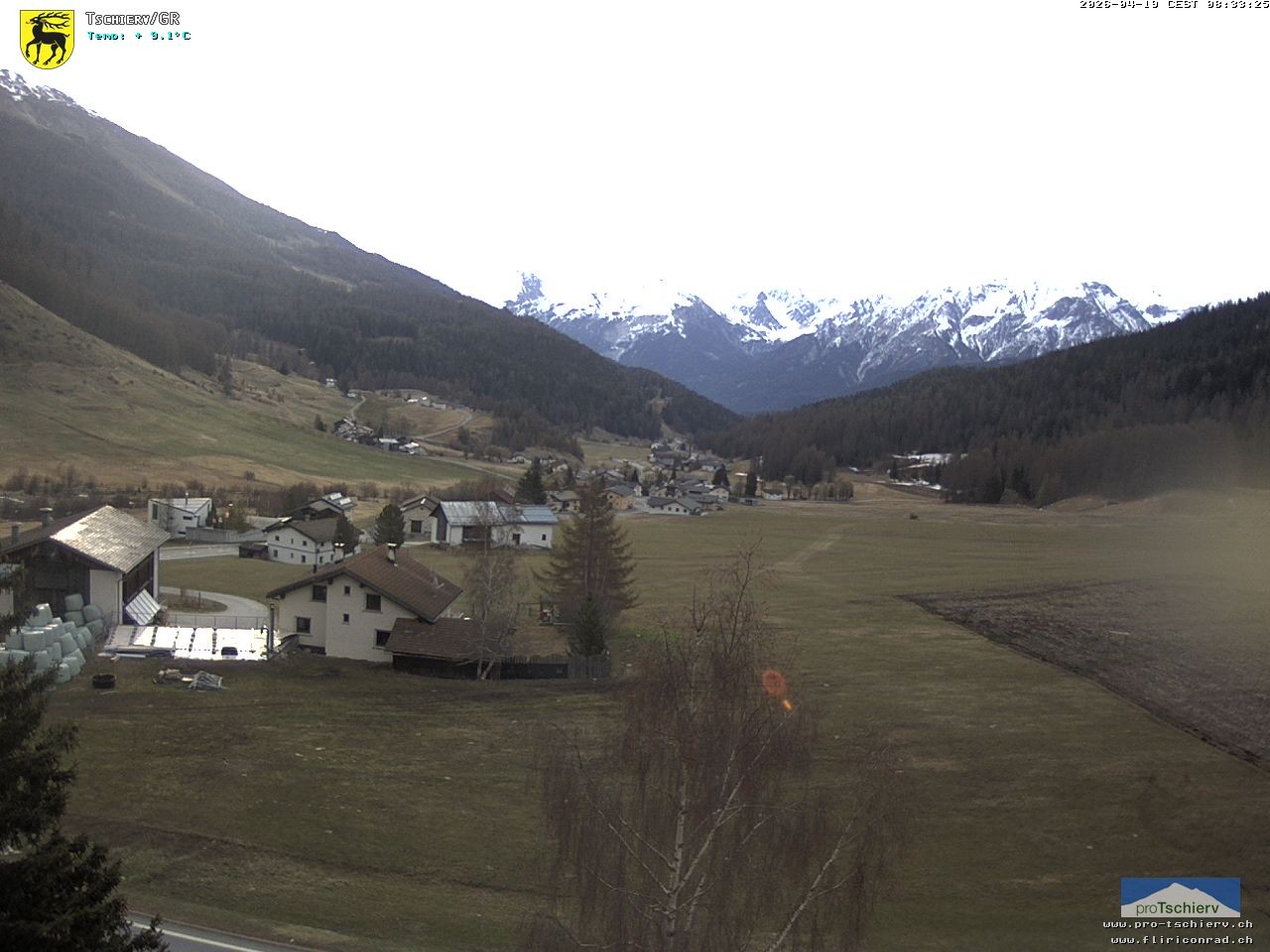 Archiv Foto Webcam Dorf Tschierv