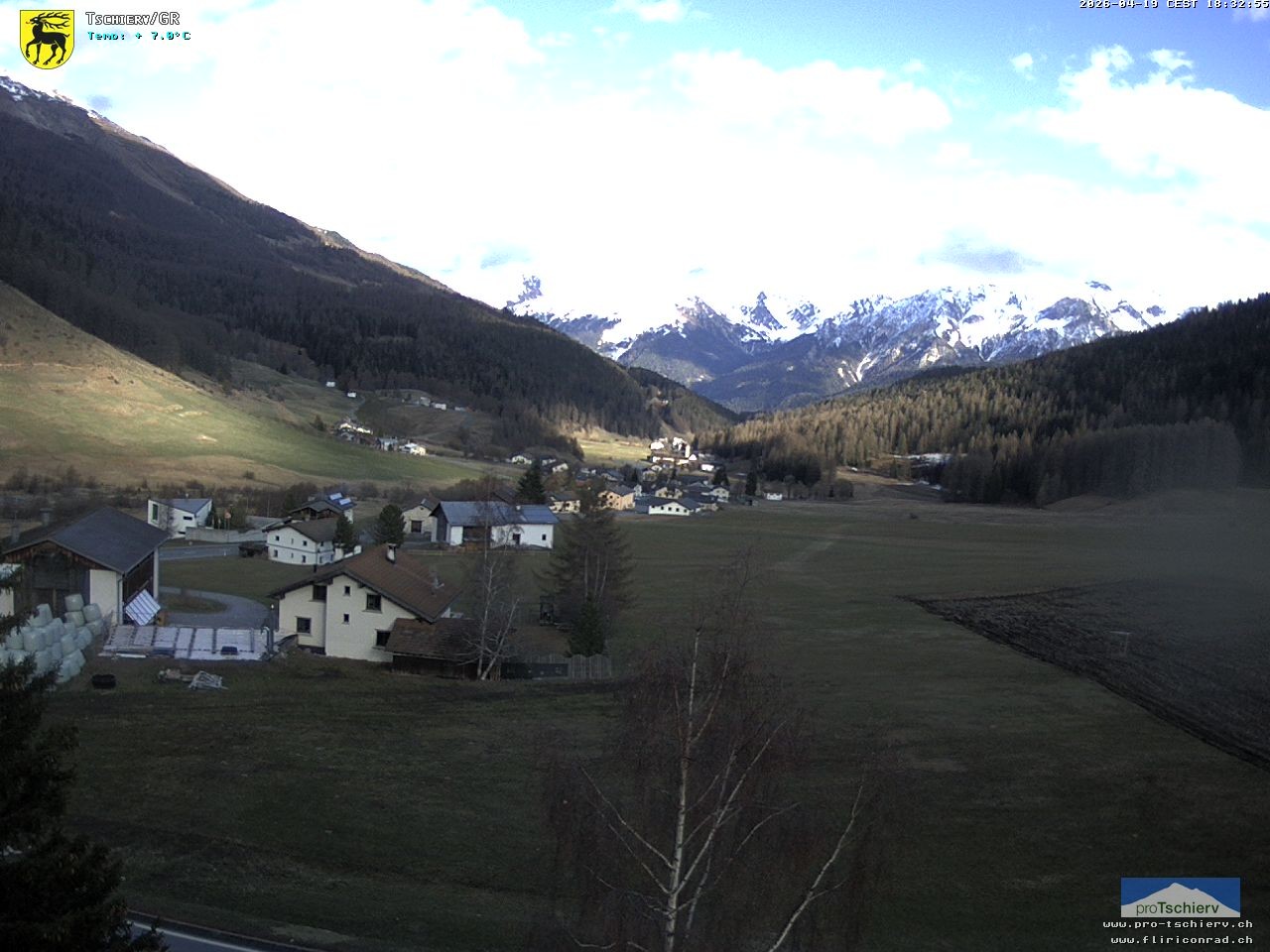 Archiv Foto Webcam Dorf Tschierv