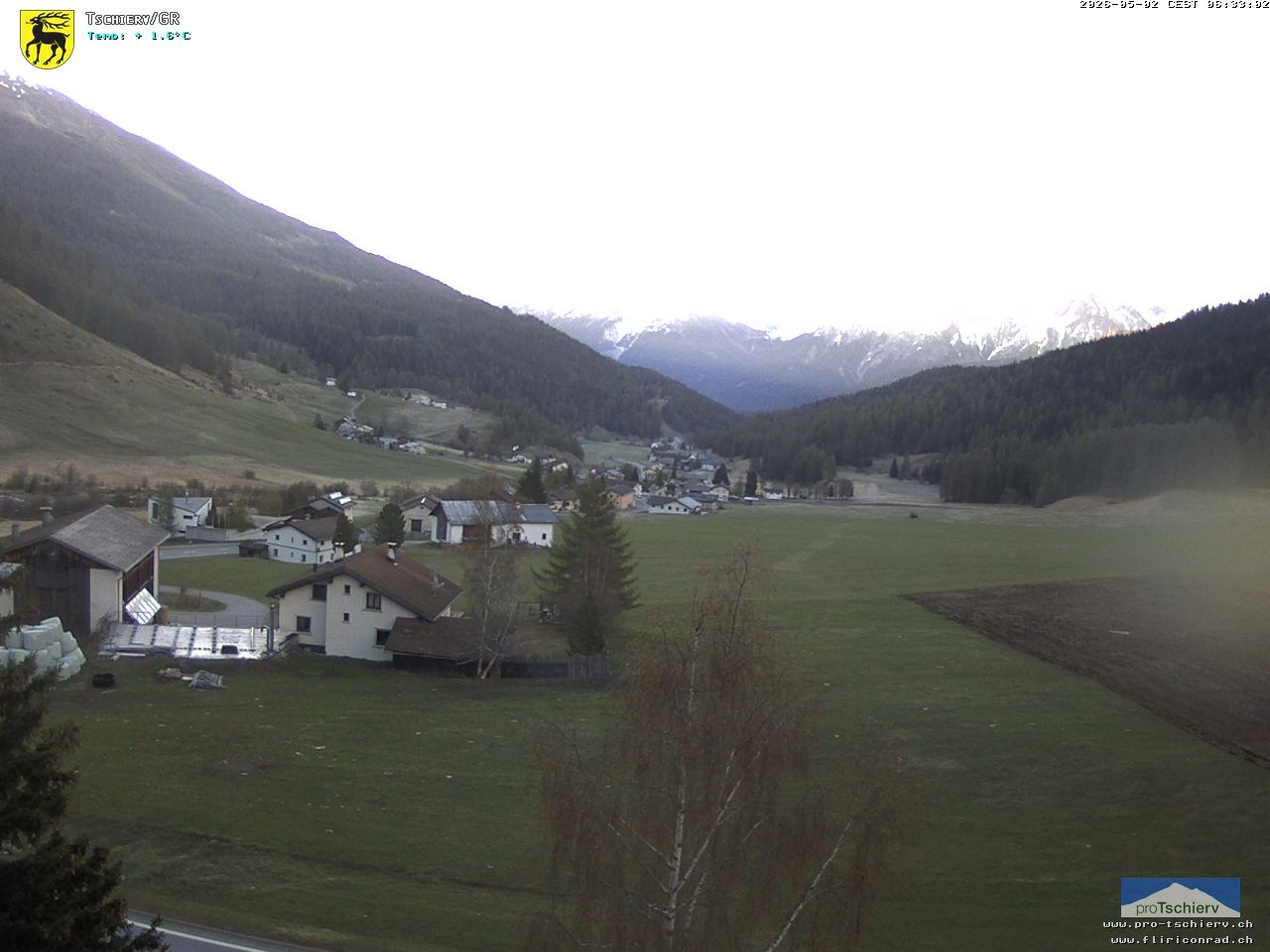 Archiv Foto Webcam Dorf Tschierv