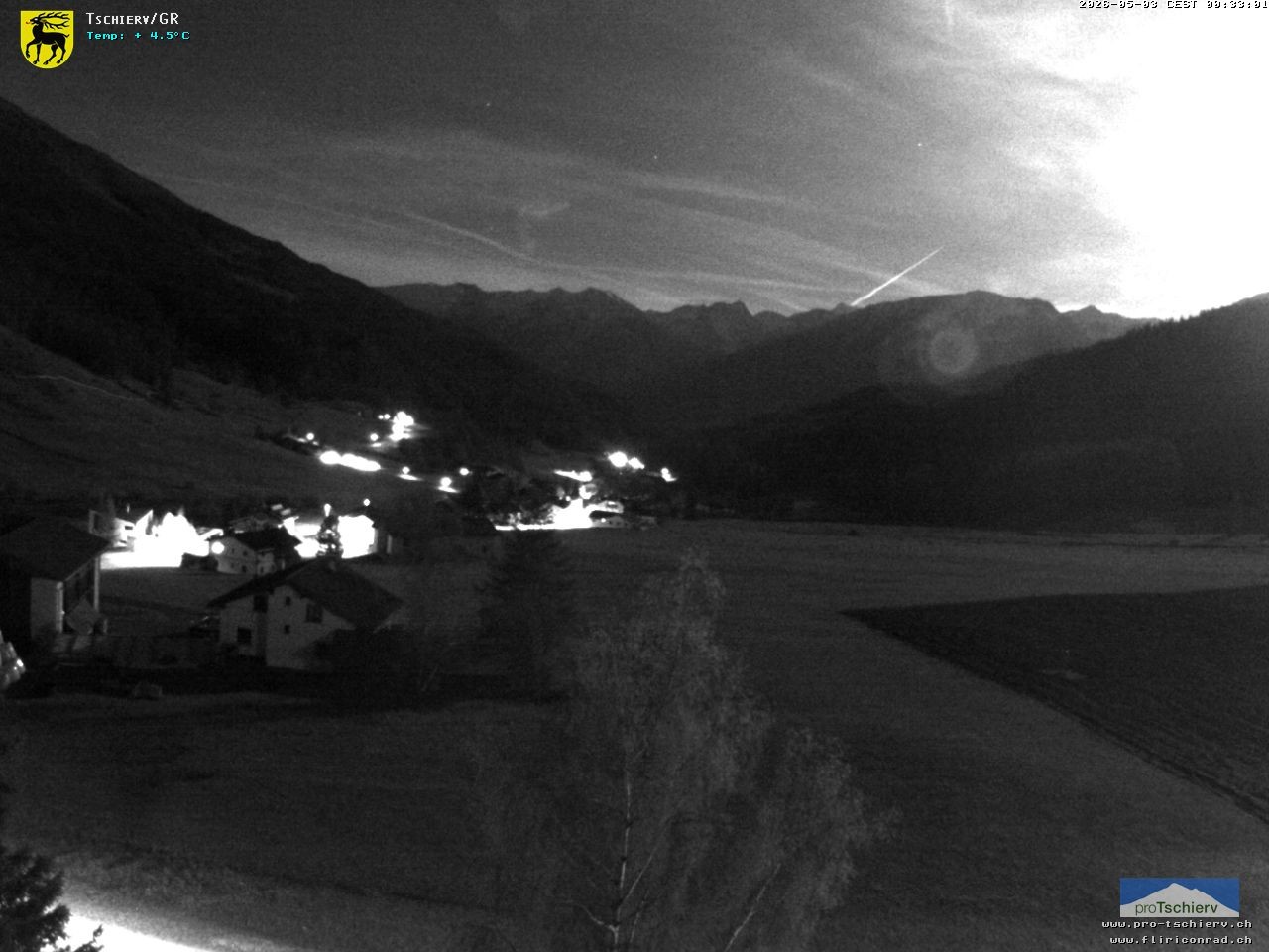 Archiv Foto Webcam Dorf Tschierv