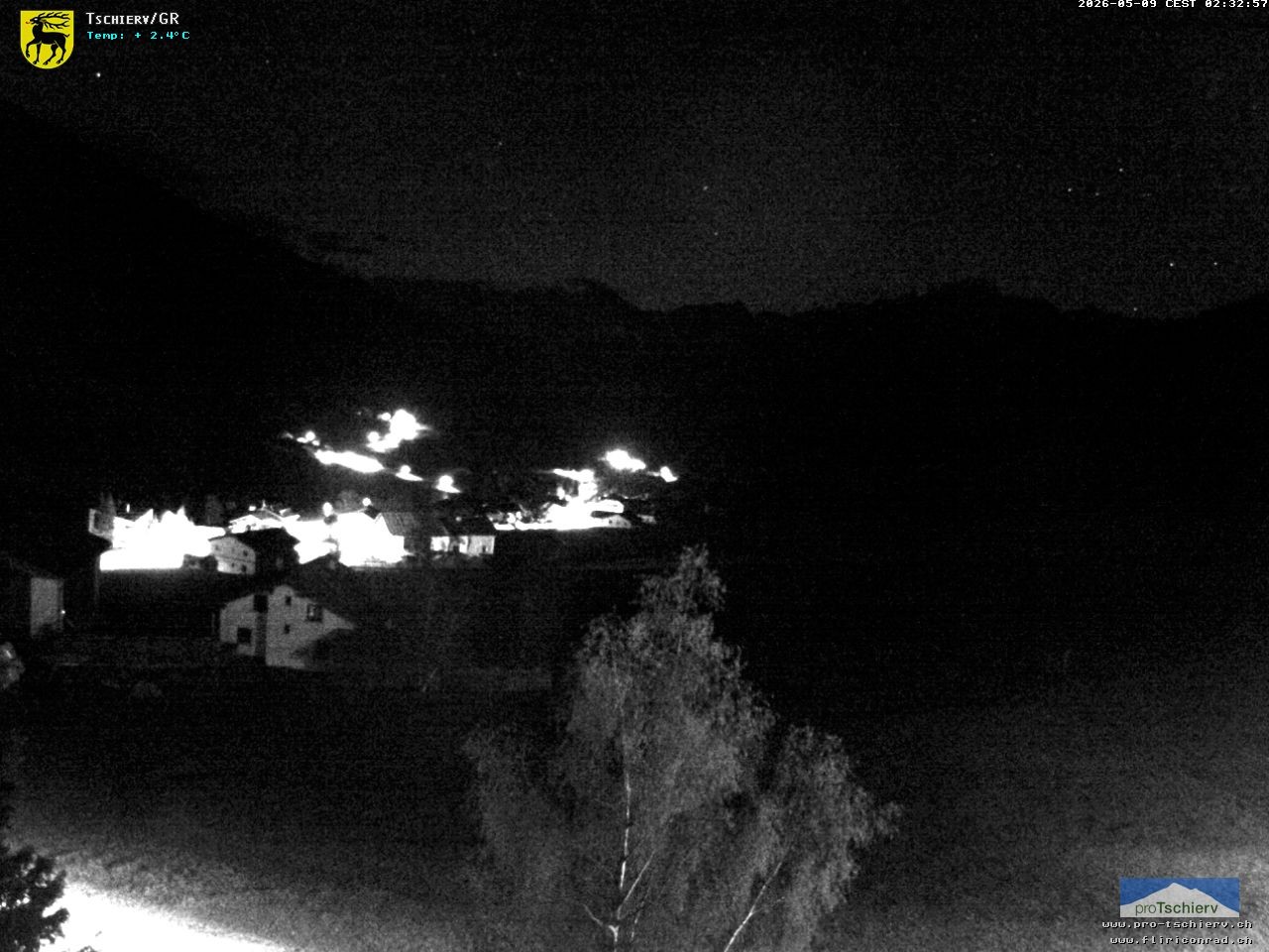 Archiv Foto Webcam Dorf Tschierv