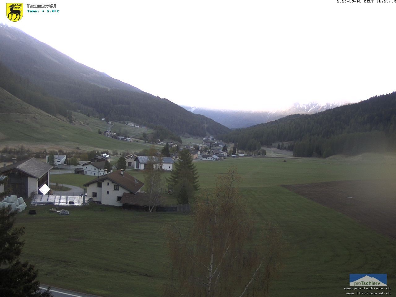 Archiv Foto Webcam Dorf Tschierv