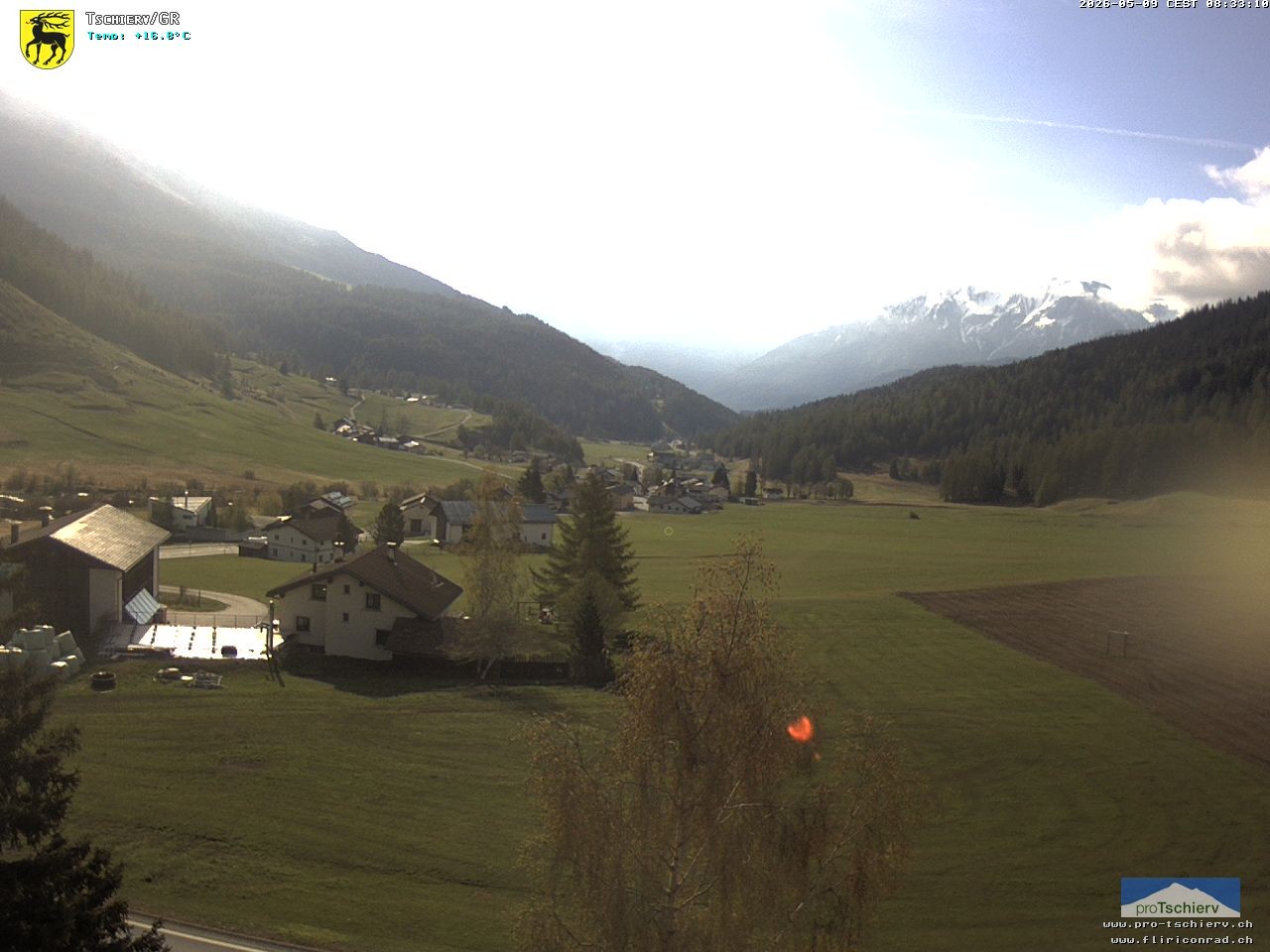 Archiv Foto Webcam Dorf Tschierv