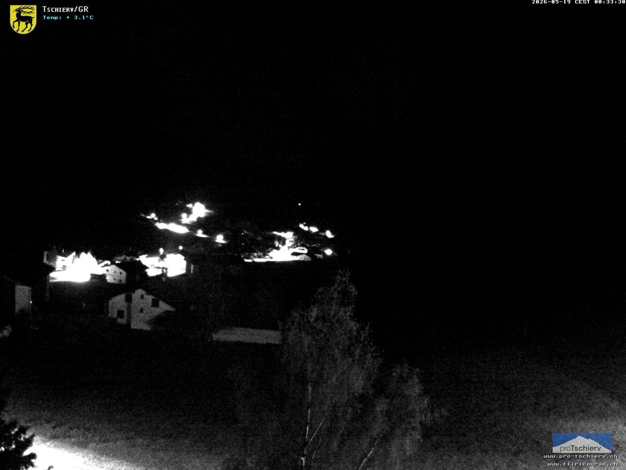 Archiv Foto Webcam Dorf Tschierv
