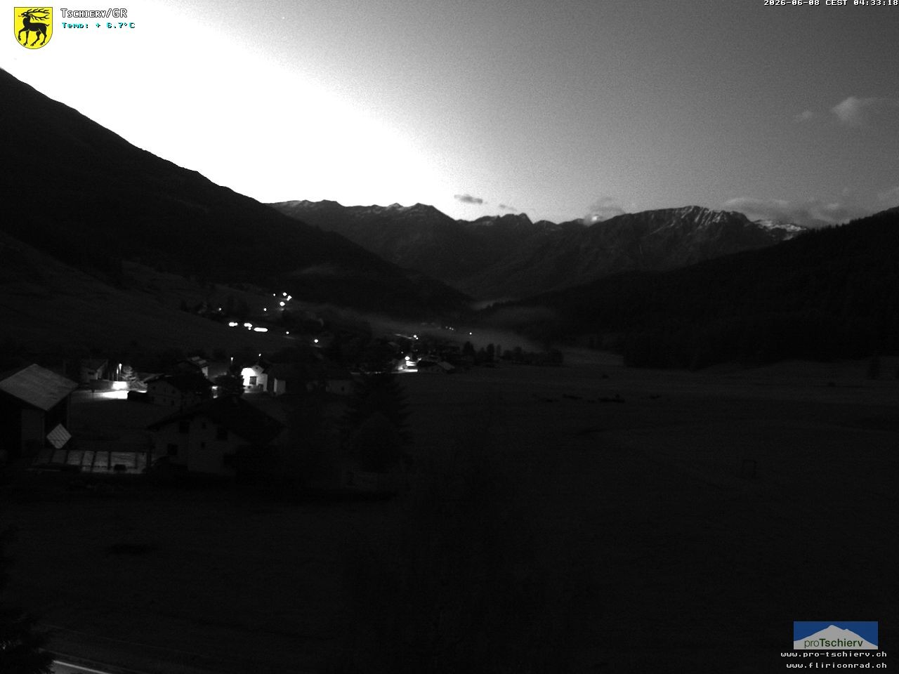 Archiv Foto Webcam Dorf Tschierv