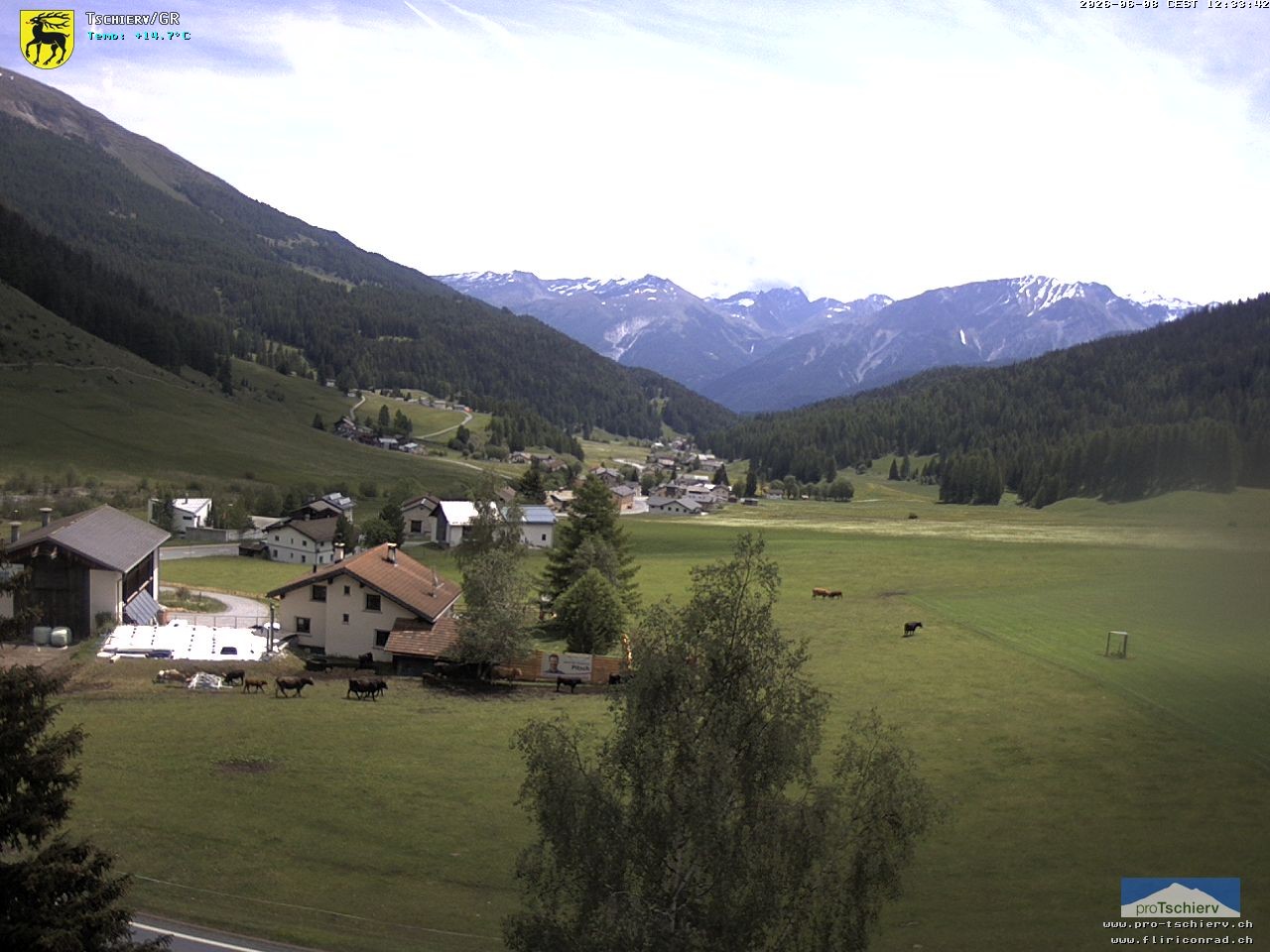 Archiv Foto Webcam Dorf Tschierv