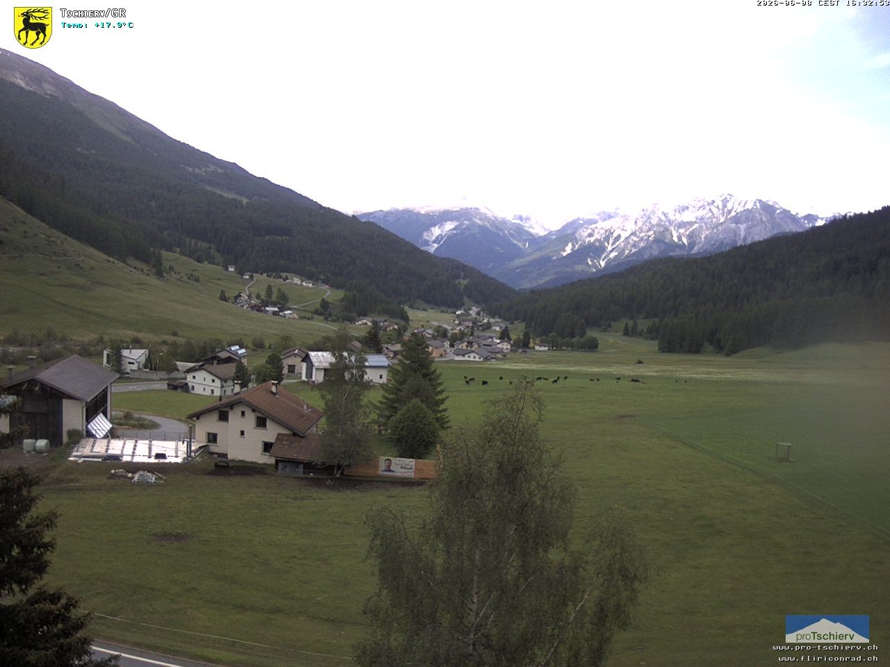 Archiv Foto Webcam Dorf Tschierv
