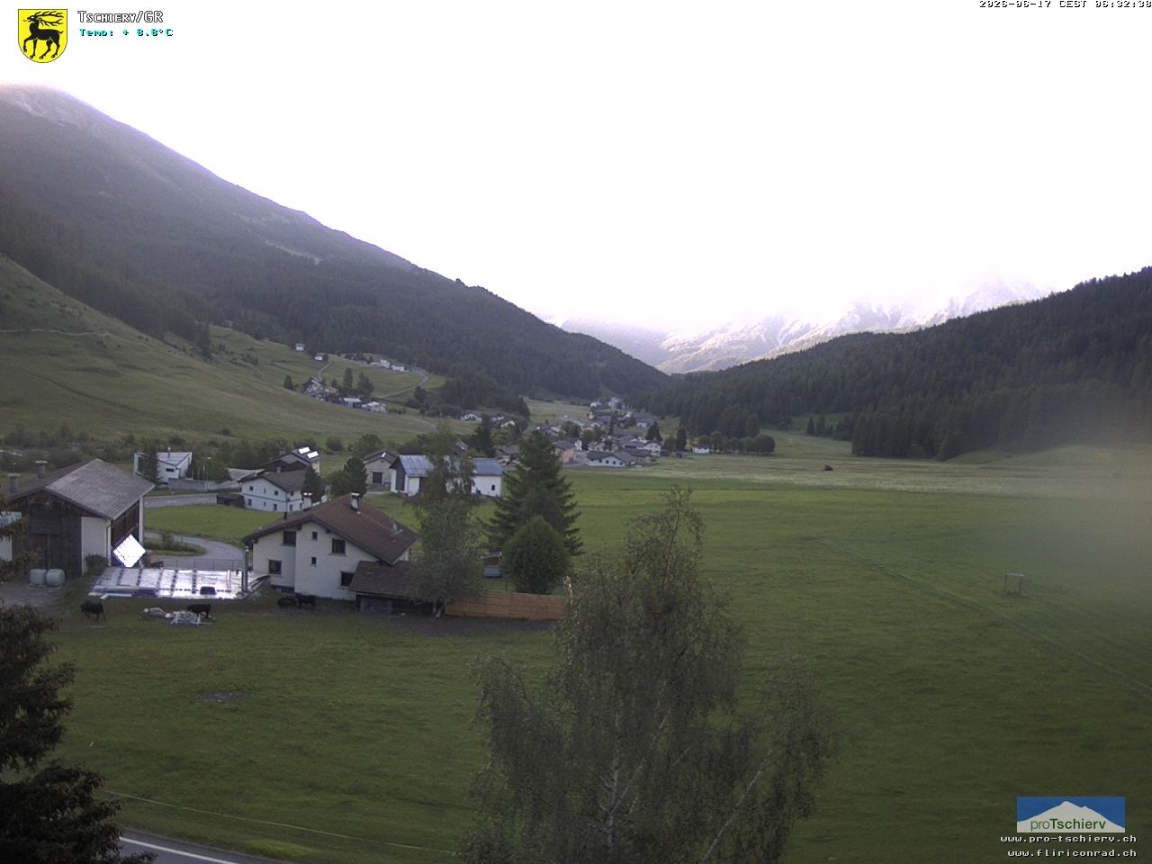 Archiv Foto Webcam Dorf Tschierv