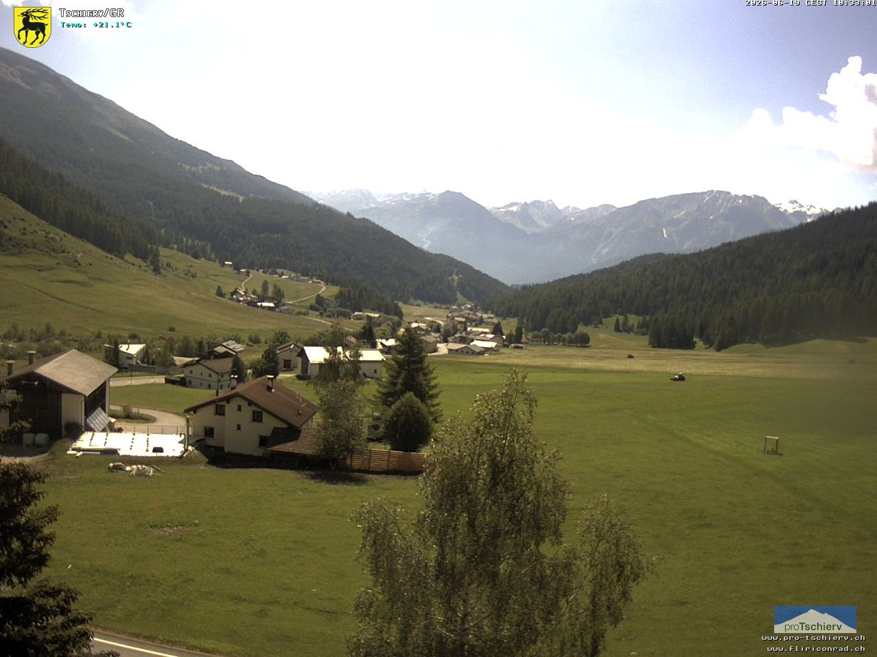 Archiv Foto Webcam Dorf Tschierv