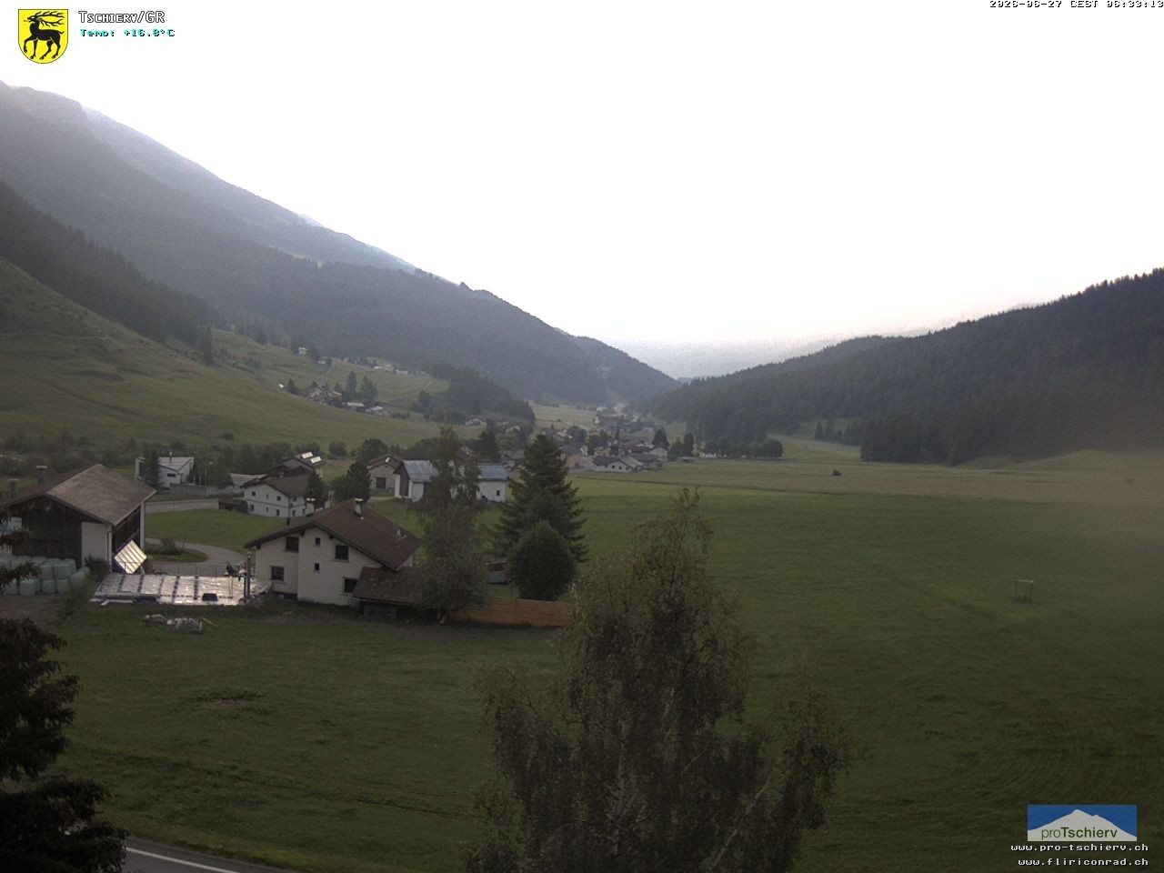 Archiv Foto Webcam Dorf Tschierv