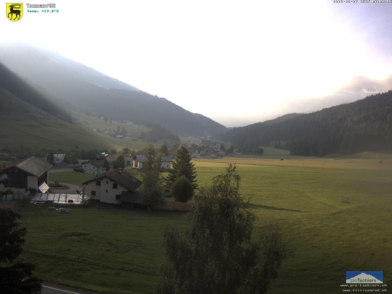 Archiv Foto Webcam Dorf Tschierv