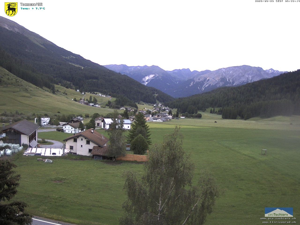 Archiv Foto Webcam Dorf Tschierv