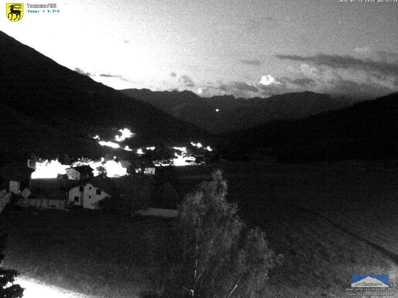 Archiv Foto Webcam Dorf Tschierv
