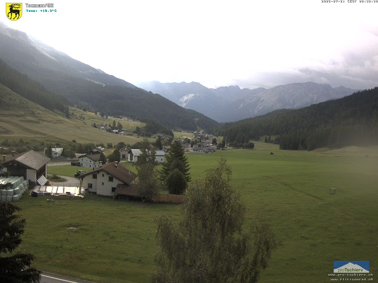 Archiv Foto Webcam Dorf Tschierv