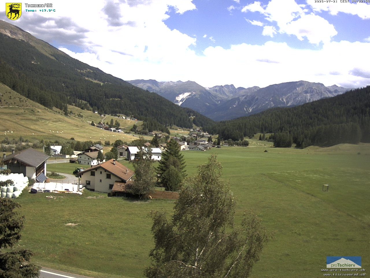 Archiv Foto Webcam Dorf Tschierv