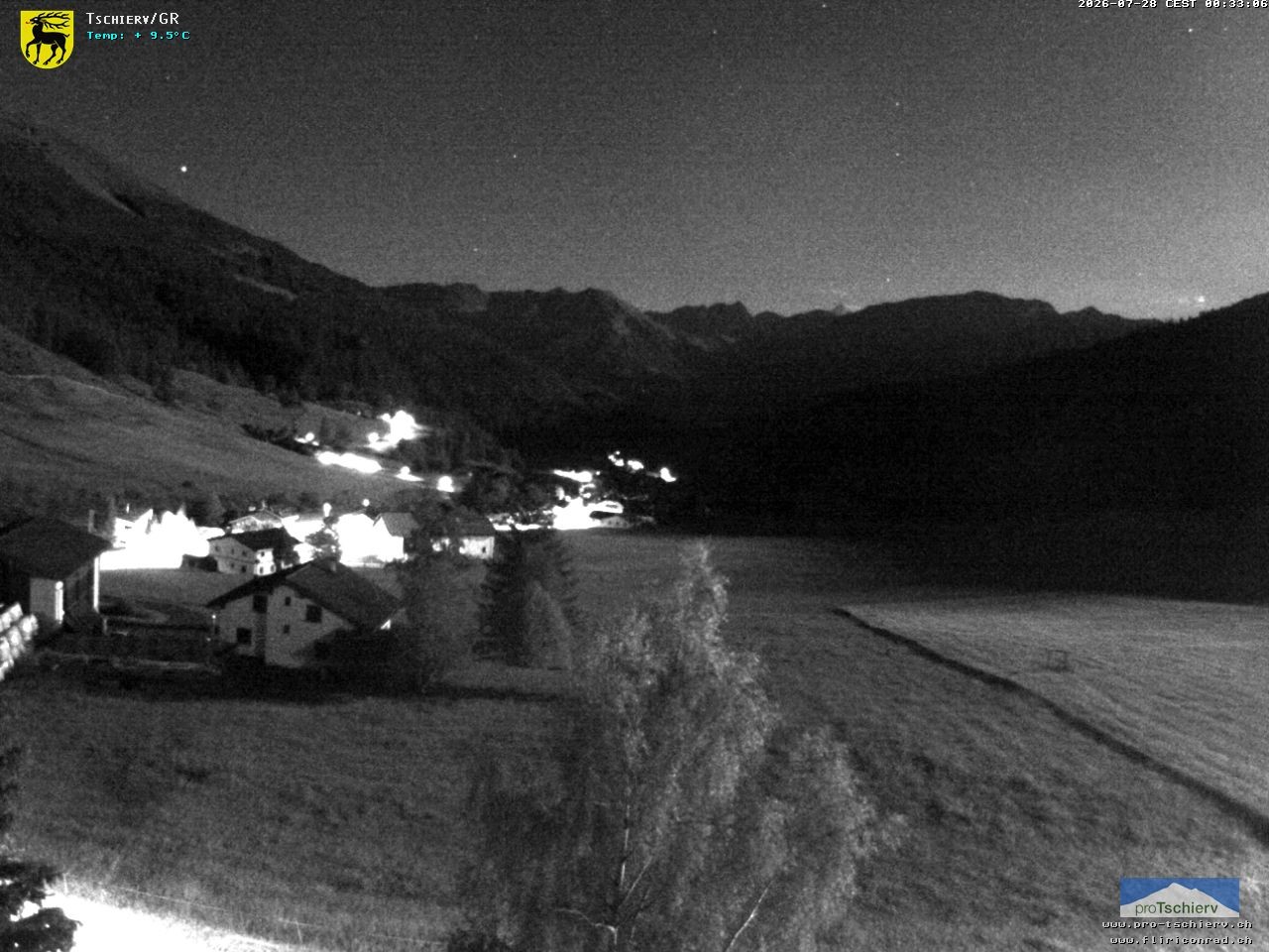 Archiv Foto Webcam Dorf Tschierv