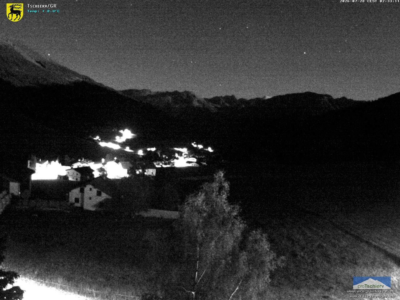 Archiv Foto Webcam Dorf Tschierv