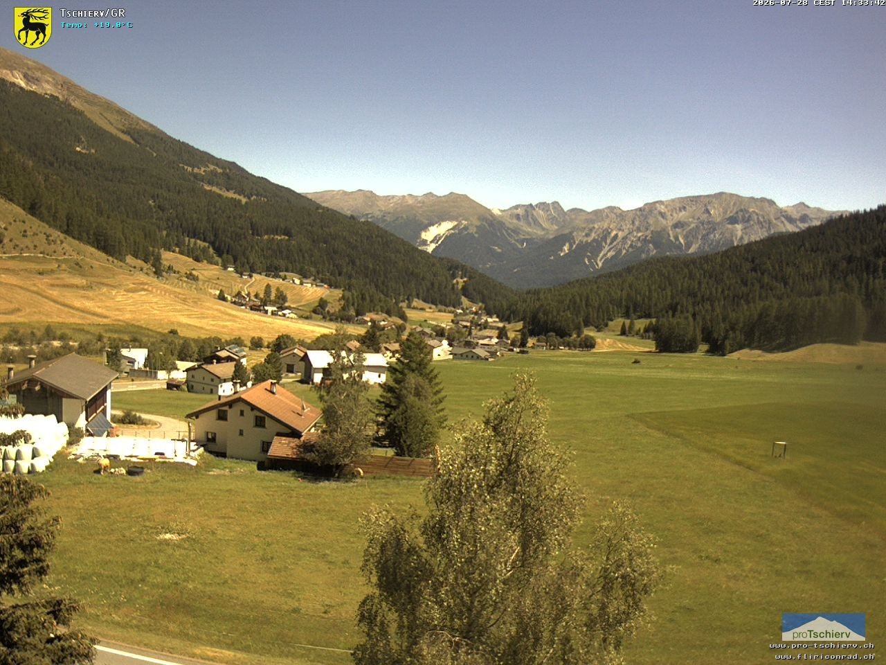 Archiv Foto Webcam Dorf Tschierv