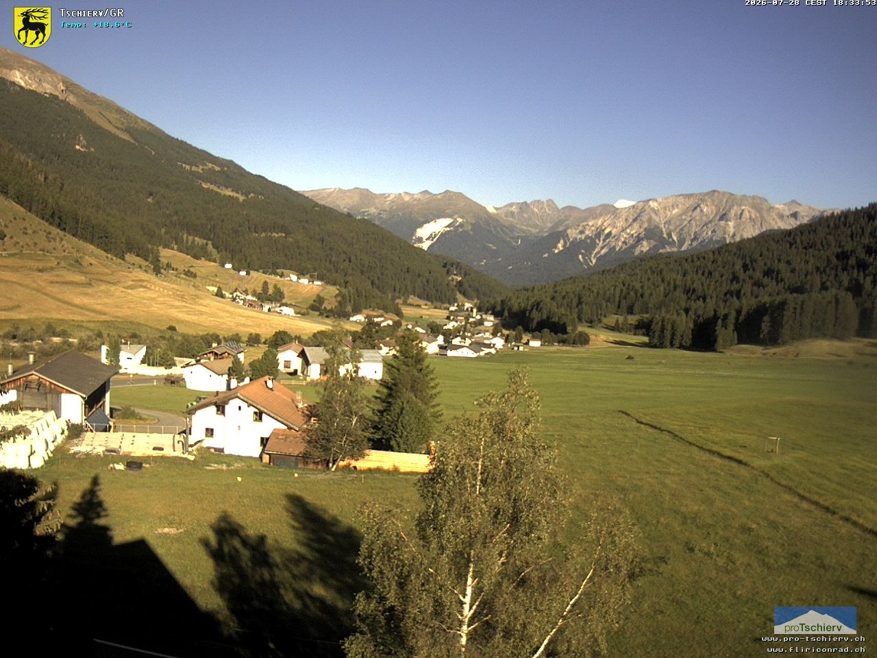 Archiv Foto Webcam Dorf Tschierv