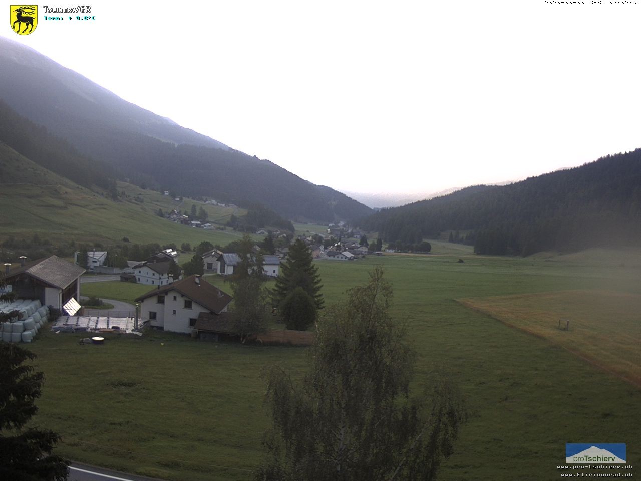 Archiv Foto Webcam Dorf Tschierv