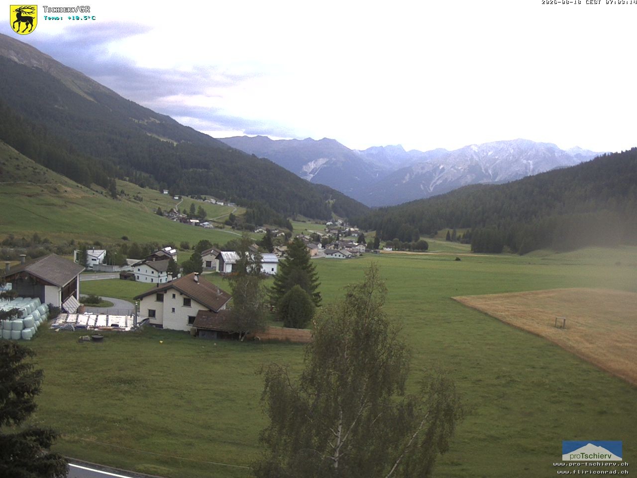 Archiv Foto Webcam Dorf Tschierv