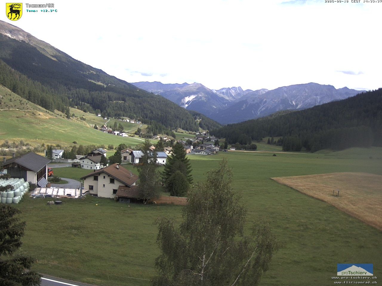 Archiv Foto Webcam Dorf Tschierv