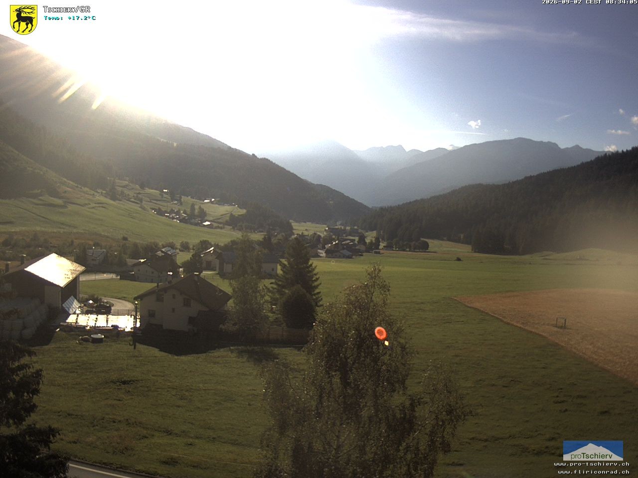 Archiv Foto Webcam Dorf Tschierv
