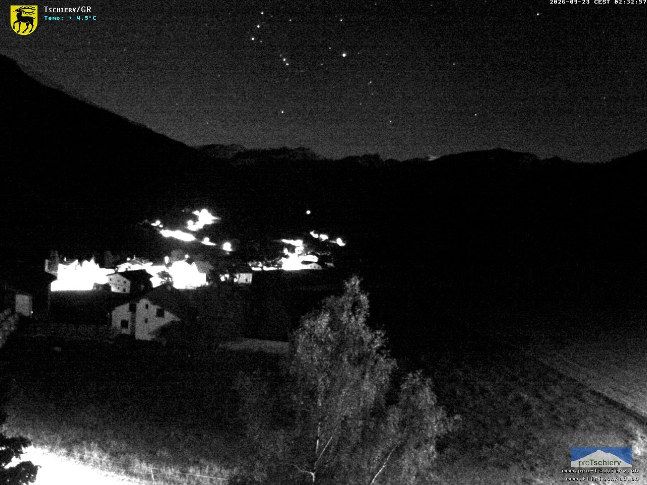 Archiv Foto Webcam Dorf Tschierv