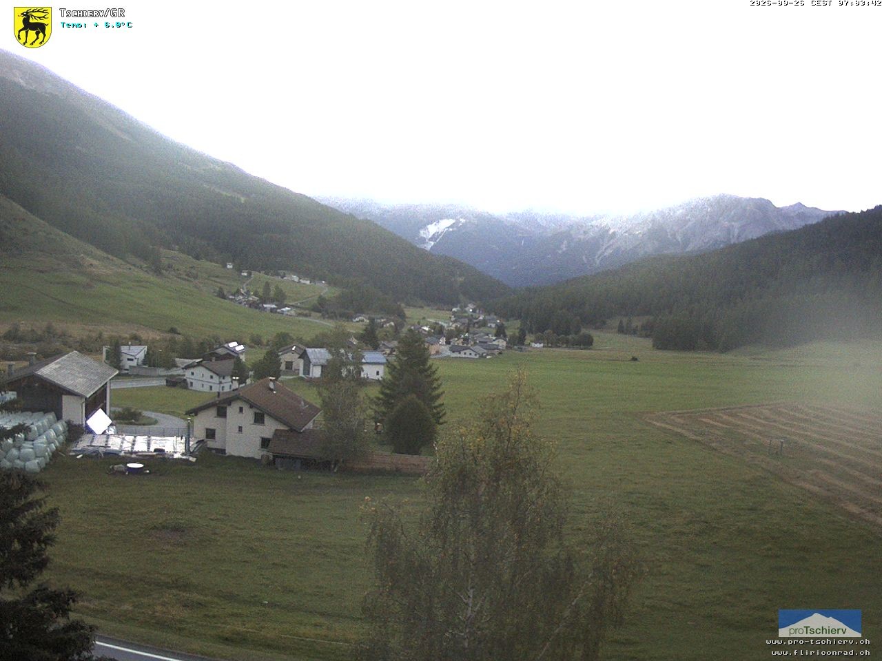 Archiv Foto Webcam Dorf Tschierv