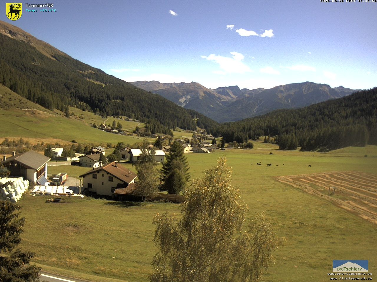 Archiv Foto Webcam Dorf Tschierv