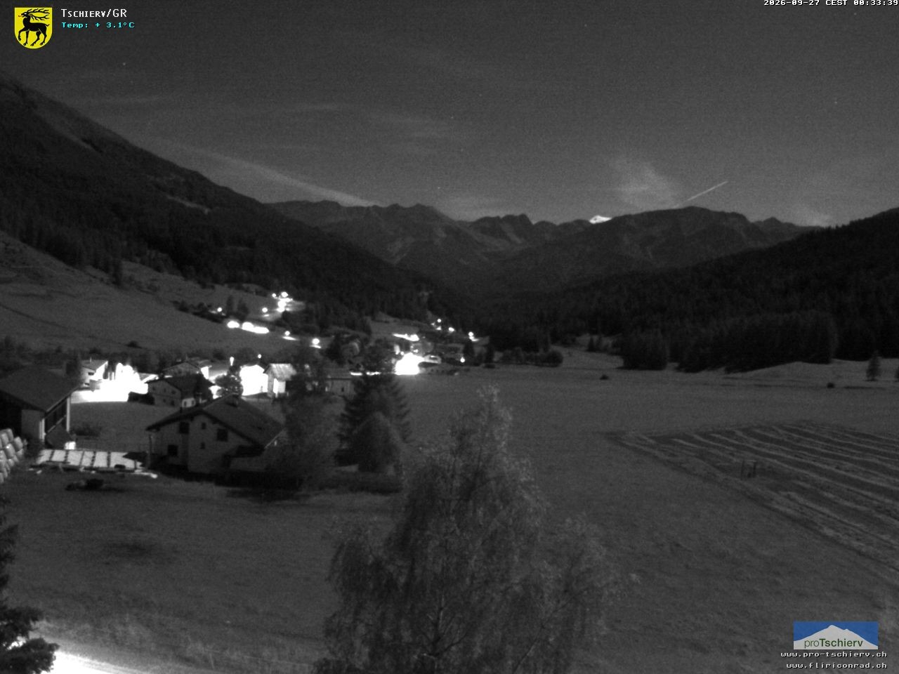 Archiv Foto Webcam Dorf Tschierv