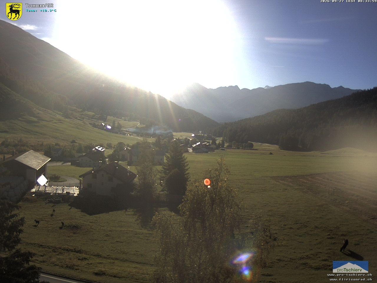 Archiv Foto Webcam Dorf Tschierv